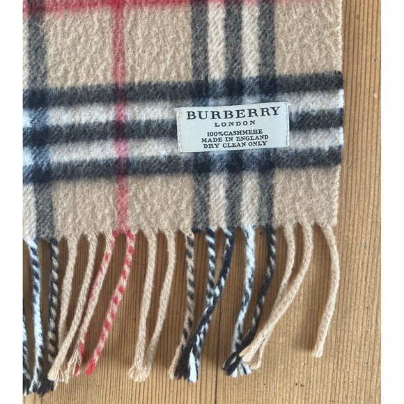 BURBERRY London Vintage Classic Nova Check Knit 100% Cashmere Beige SCARF - Picture 8 of 10